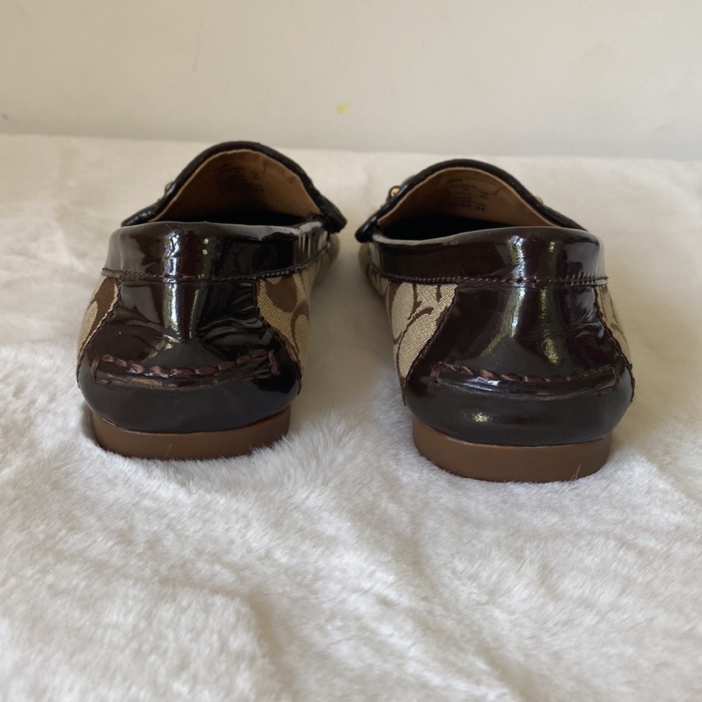 COACH Tan & Brown Signature Print Fortunata Driving Shoe/ Loafer Size 6.5 - Picture 4 of 9